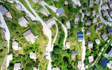 Building land - image - 3