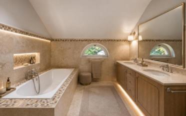 Maison 9 pièces - image - 6