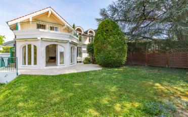 Single house 8 rooms - image - 1