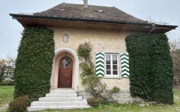 Single house 8 rooms - image - 2