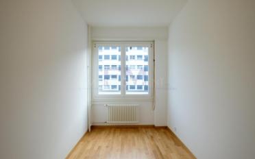 Apartment 4 rooms - image - 3