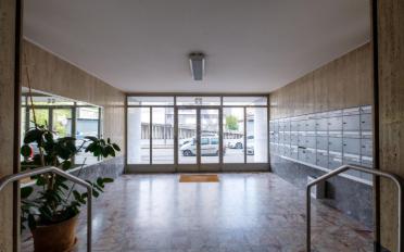 Apartment 4 rooms - image - 8