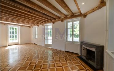 Maison contiguë 10 pièces - image - 2