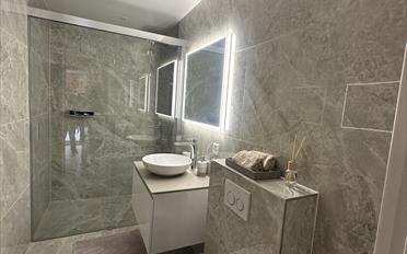 Furnished flat 3 rooms - image - 4