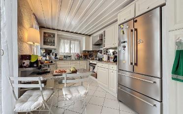 Single house 8 rooms - image - 4