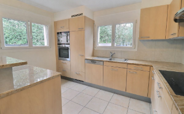 Einfamilienhaus 7.5 Zimmer - image - 2
