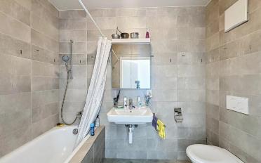 Apartment 4 rooms - image - 9