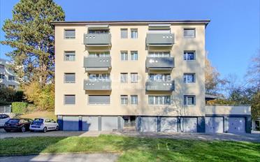 offener Parkplatz - image - 1
