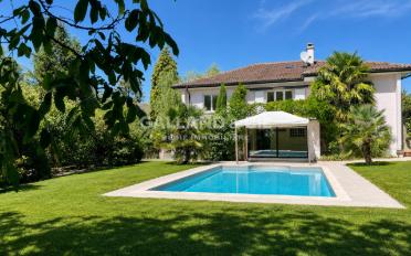 Single house 7 rooms - image - 1