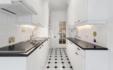 Apartment 4 rooms - image - 7