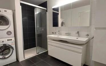 Apartment 2.5 rooms - image - 8