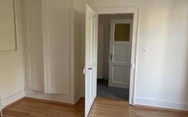 Apartment 4 rooms - image - 3