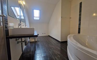 Duplex 5 pièces - image - 8