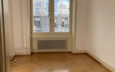 Apartment 4 rooms - image - 8