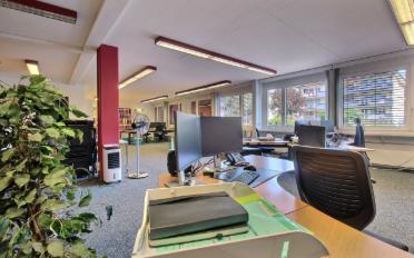 Bureau - image - 10