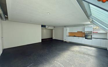 Office - image - 3