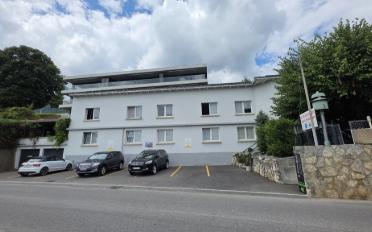Office - image - 4