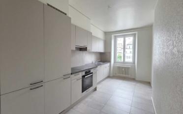 Apartment 4 rooms - image - 1