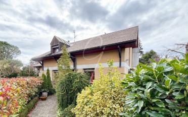 Bifamiliar house 6 rooms - image - 1