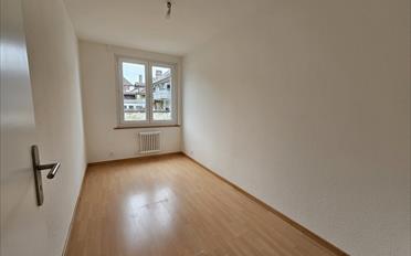 Apartment 4 rooms - image - 6