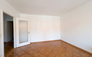 Apartment 4 rooms - image - 2