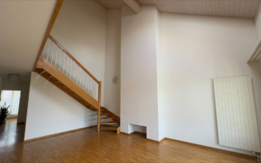 Attic flat 7 rooms - image - 3
