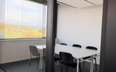 Office - image - 4