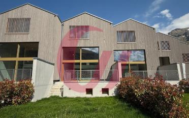 Reihenfamilienhaus 5.5 Zimmer - image - 1