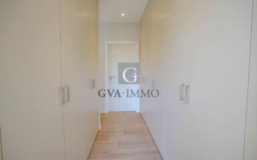 Apartment 4 rooms - image - 10