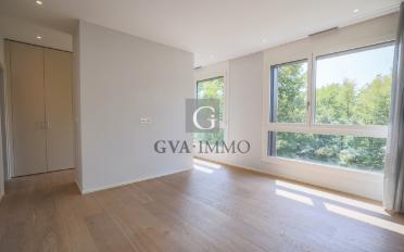 Apartment 4 rooms - image - 9