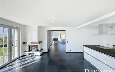 Einfamilienhaus 6.5 Zimmer - image - 1