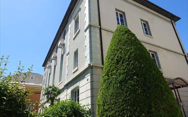 Mixed use property - image - 3