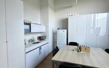 Office - image - 12