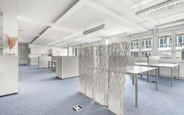 Office - image - 4