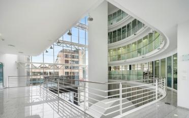 Commercial - image - 4