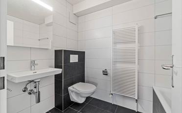 Apartment 4 rooms - image - 6