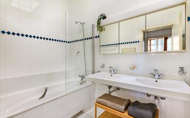 Furnished flat - image - 7