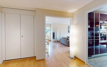 Furnished flat 6 rooms - image - 5