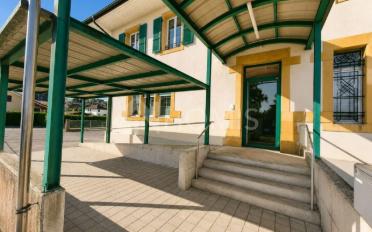 Office - image - 2