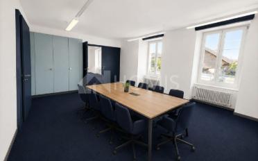 Office - image - 9