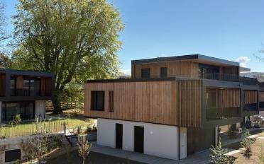 Maison contiguë 4.5 pièces - image - 1