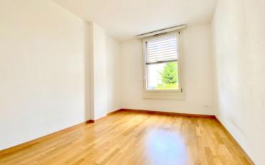 Apartment 4.5 rooms - image - 8