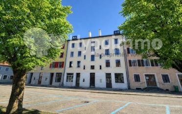 Immeuble mixte - image - 1