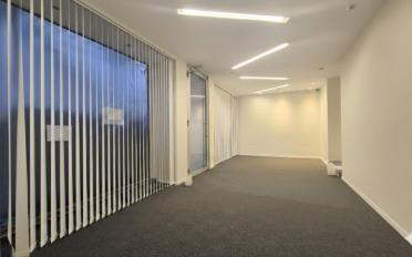 Office - image - 4