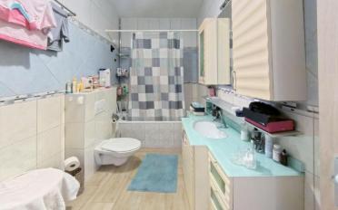 Mixed use property - image - 12