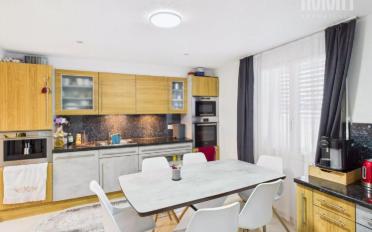 Einfamilienhaus 7.5 Zimmer - image - 4