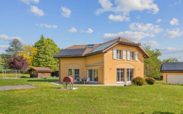 Villa 6.5 Zimmer - image - 1