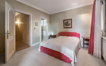 Villa 13 Zimmer - image - 3