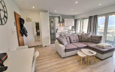 Furnished flat 2 rooms - image - 4
