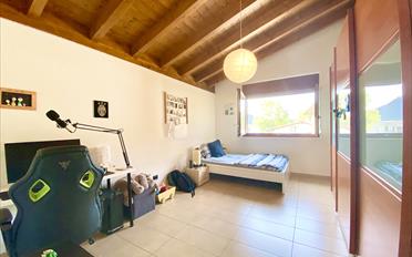 Villa 8.5 pièces - image - 8